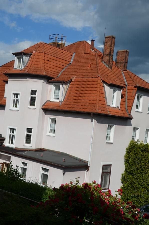 Kurhaus Jonsdorf Ξενοδοχείο Εξωτερικό φωτογραφία